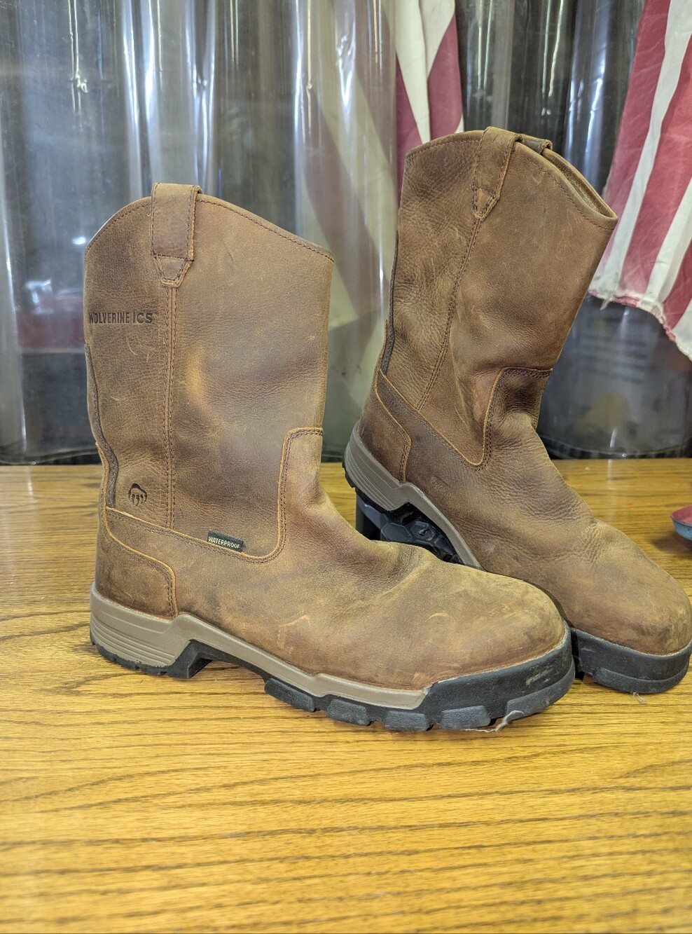 Wolverine Brown Pull-On Work Cowboy Boots for Men Vibram sole Mens 10